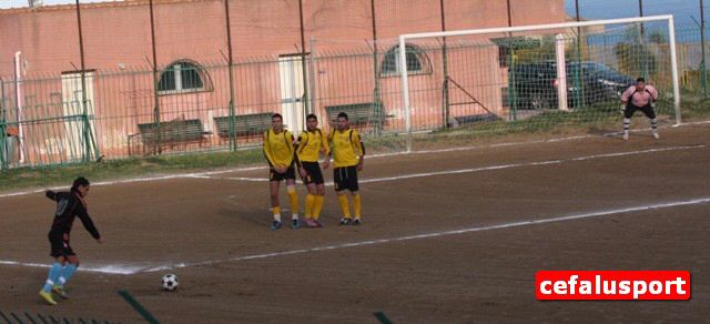 101218_Arenel 076y_tn.jpg